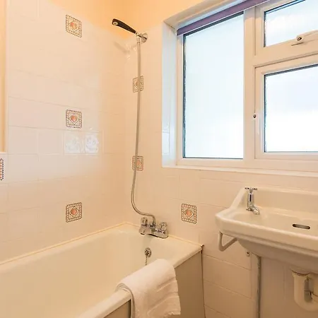 Hillcroft Holiday home